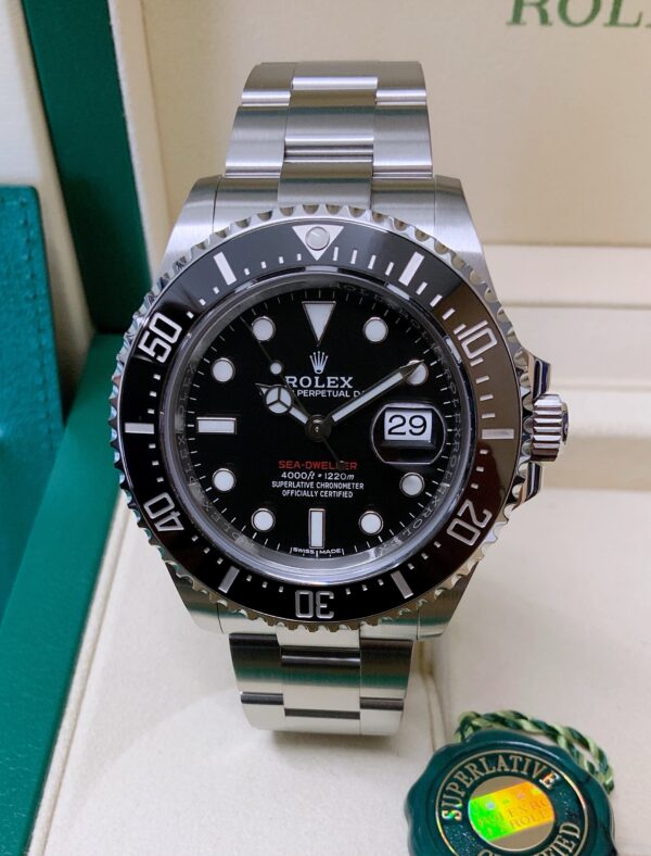 Rolex Sea-Dweller 126600 43mm Mk1